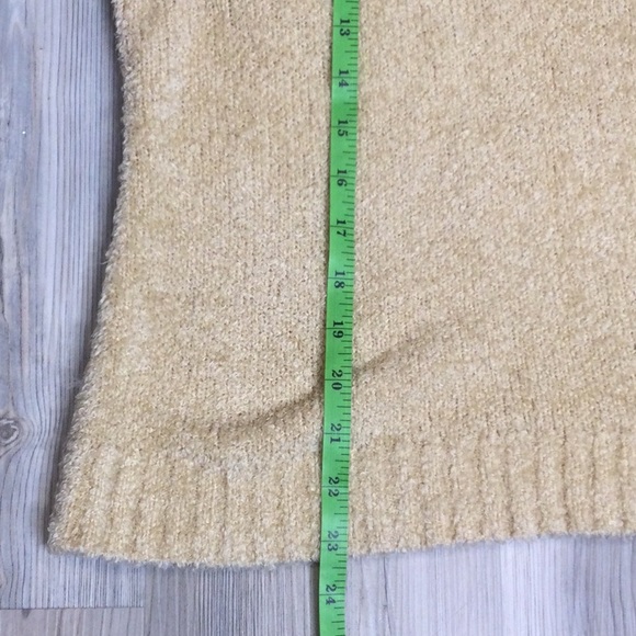 GUC JM Collection Beige Acrylic Knit Sweater, XL - Picture 8 of 8